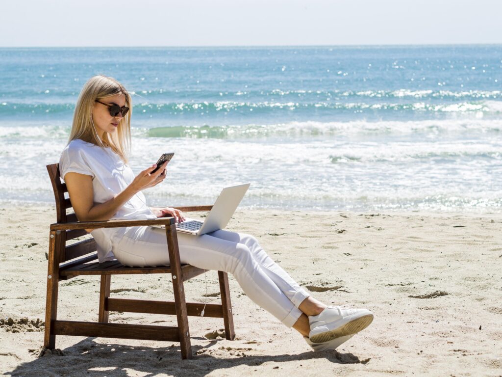 How to work in Spain legally and without chaos