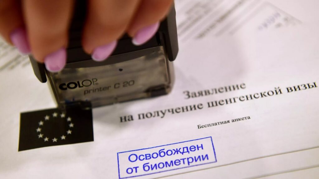 Почему ВНЖ часто удобнее шенгенской визы